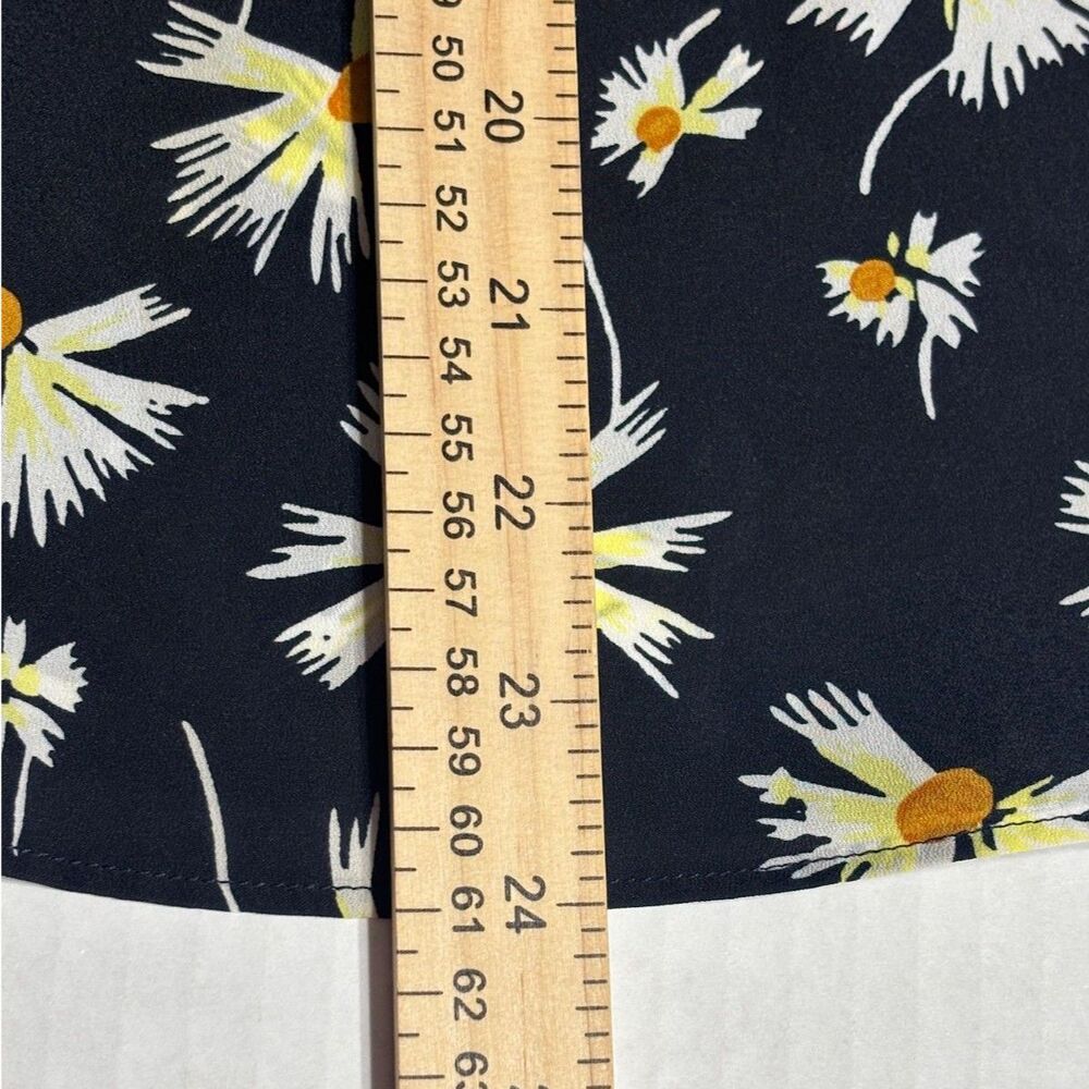 Banana Republic Navy Blue Daisy Floral Peplum Blouse 3/4 Sleeve Spring Casual Sm - Picture 12 of 12
